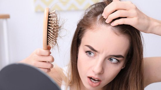 How to Control Hair Fall Naturally at Home
