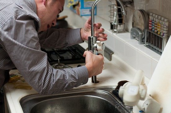 6 Ways To Spend The Holidays Without Plumbing Disasters