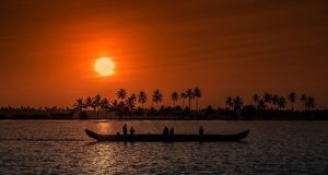 Top 14 Places to Visit in Kerala Before Taking Kerala Tour Packages