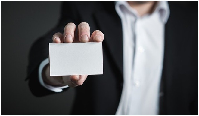 8 Reasons Business Cards Are Beneficial to Your Company
