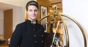 How Decent Hospitality Uniforms Helps to Elevate Impression Among Visitors