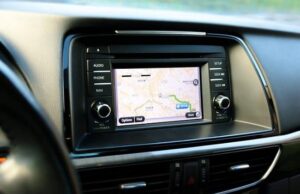 5 Reasons to Purchase A GPS for Your Next Roadtrip