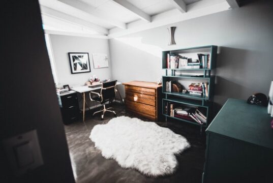 6 Ways to Step Up Your Home Office Space