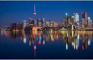Travelers Guide to Toronto for First Time Visitors